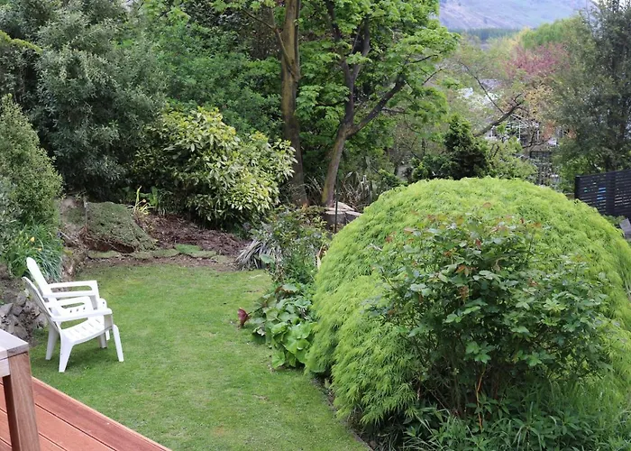 木屋 Oasis, Tiny Home, Mountain Views & Spring Water